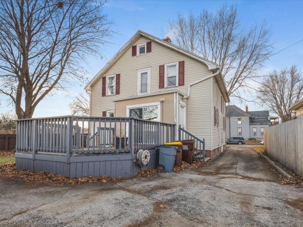 634 13th, ROCKFORD, Illinois 61104, 3 Bedrooms Bedrooms, ,2 BathroomsBathrooms,House,For Sale,13th,202507359