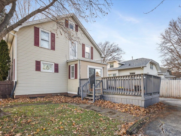 634 13th, ROCKFORD, Illinois 61104, 3 Bedrooms Bedrooms, ,2 BathroomsBathrooms,House,For Sale,13th,202507359