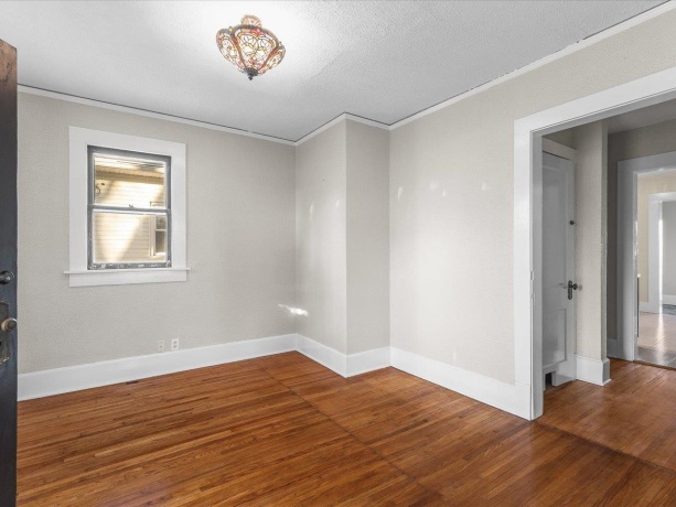 634 13th, ROCKFORD, Illinois 61104, 3 Bedrooms Bedrooms, ,2 BathroomsBathrooms,House,For Sale,13th,202507359