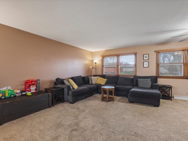 4821 Danforth, ROCKFORD, Illinois 61114, 3 Bedrooms Bedrooms, ,1 BathroomBathrooms,House,For Sale,Danforth,202507364