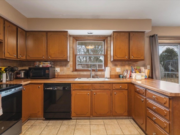 4821 Danforth, ROCKFORD, Illinois 61114, 3 Bedrooms Bedrooms, ,1 BathroomBathrooms,House,For Sale,Danforth,202507364