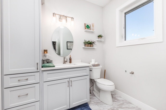 434 White, BENTON, Wisconsin 53803, 5 Bedrooms Bedrooms, ,2 BathroomsBathrooms,House,For Sale,White,202507141