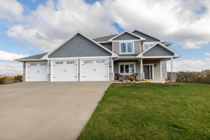 434 White, BENTON, Wisconsin 53803, 5 Bedrooms Bedrooms, ,2 BathroomsBathrooms,House,For Sale,White,202507141