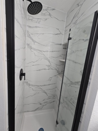 2220 15th, ROCKFORD, Illinois 61104, 3 Bedrooms Bedrooms, ,2 BathroomsBathrooms,House,For Sale,15th,202507369