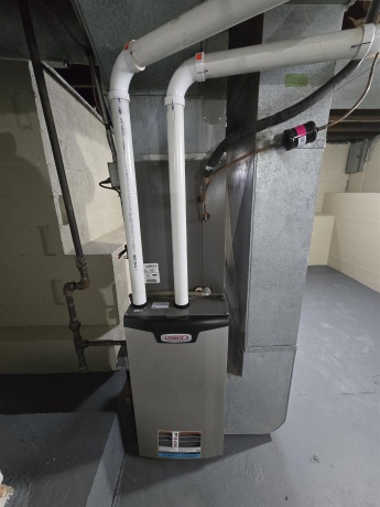 2220 15th, ROCKFORD, Illinois 61104, 3 Bedrooms Bedrooms, ,2 BathroomsBathrooms,House,For Sale,15th,202507369