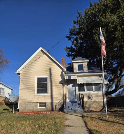 2220 15th, ROCKFORD, Illinois 61104, 3 Bedrooms Bedrooms, ,2 BathroomsBathrooms,House,For Sale,15th,202507369