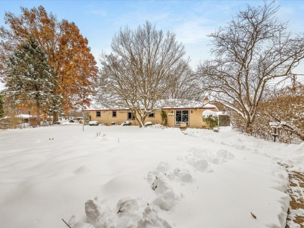 3356 Cavendish, ROCKFORD, Illinois 61109, 3 Bedrooms Bedrooms, ,2 BathroomsBathrooms,House,For Sale,Cavendish,202507370