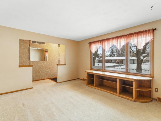 3356 Cavendish, ROCKFORD, Illinois 61109, 3 Bedrooms Bedrooms, ,2 BathroomsBathrooms,House,For Sale,Cavendish,202507370