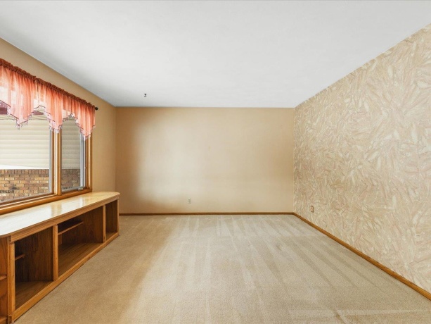 3356 Cavendish, ROCKFORD, Illinois 61109, 3 Bedrooms Bedrooms, ,2 BathroomsBathrooms,House,For Sale,Cavendish,202507370