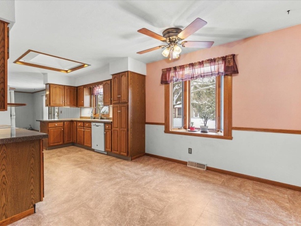 3356 Cavendish, ROCKFORD, Illinois 61109, 3 Bedrooms Bedrooms, ,2 BathroomsBathrooms,House,For Sale,Cavendish,202507370