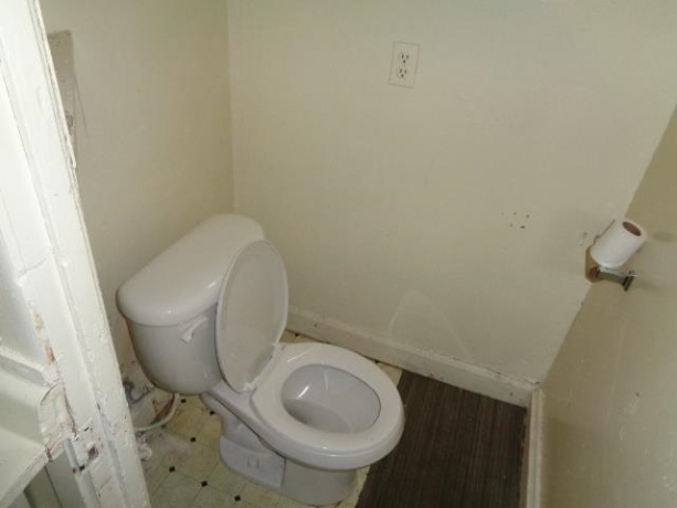 444 Forest, ROCKFORD, Illinois 61101, 3 Bedrooms Bedrooms, ,1 BathroomBathrooms,House,For Sale,Forest,202505004