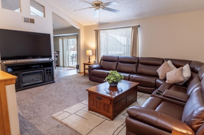 3793 HARWOOD, ROCKFORD, Illinois 61114, 3 Bedrooms Bedrooms, ,2 BathroomsBathrooms,House,For Sale,HARWOOD,202507374