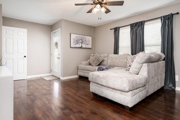 5724 Pierce, SOUTH BELOIT, Illinois 61080, 4 Bedrooms Bedrooms, ,2 BathroomsBathrooms,House,For Sale,Pierce,202507375