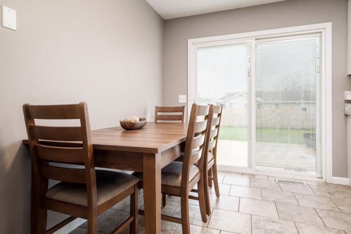 5724 Pierce, SOUTH BELOIT, Illinois 61080, 4 Bedrooms Bedrooms, ,2 BathroomsBathrooms,House,For Sale,Pierce,202507375