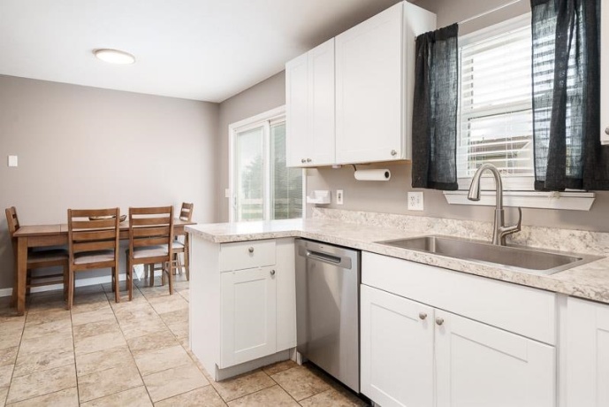 5724 Pierce, SOUTH BELOIT, Illinois 61080, 4 Bedrooms Bedrooms, ,2 BathroomsBathrooms,House,For Sale,Pierce,202507375