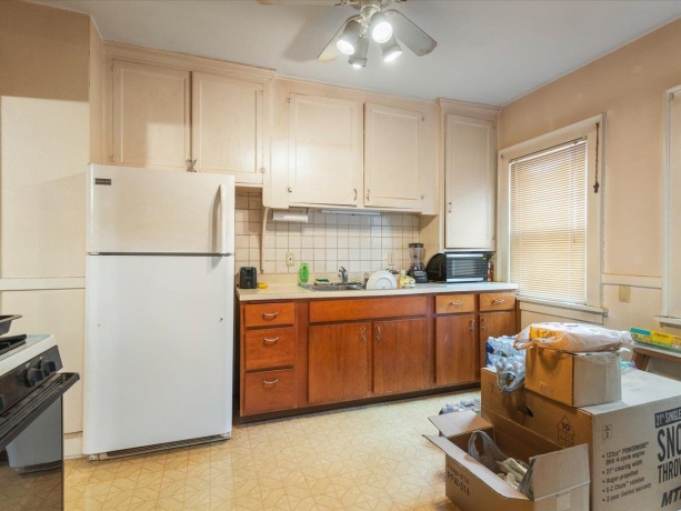 2321 Broadway, ROCKFORD, Illinois 61104, ,3 - 4 Units,For Sale,Broadway,202507376