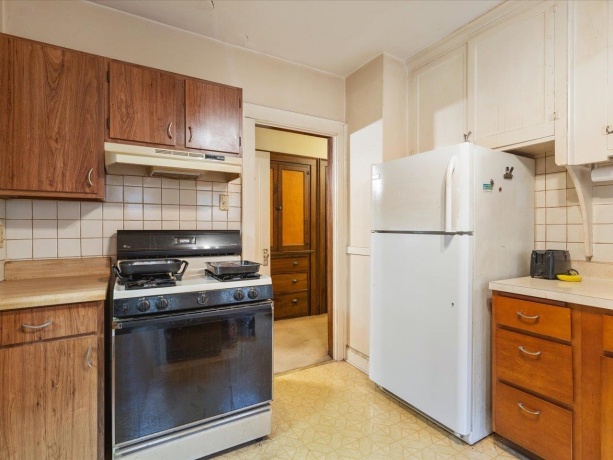 2321 Broadway, ROCKFORD, Illinois 61104, ,3 - 4 Units,For Sale,Broadway,202507376