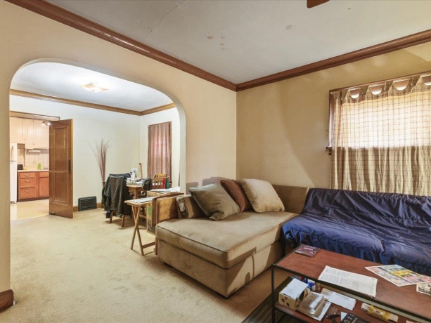 2321 Broadway, ROCKFORD, Illinois 61104, ,3 - 4 Units,For Sale,Broadway,202507376