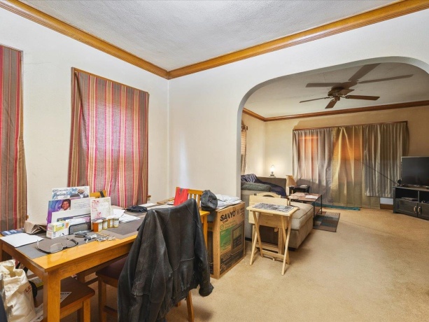 2321 Broadway, ROCKFORD, Illinois 61104, ,3 - 4 Units,For Sale,Broadway,202507376