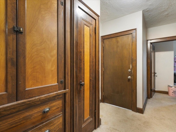 2321 Broadway, ROCKFORD, Illinois 61104, ,3 - 4 Units,For Sale,Broadway,202507376