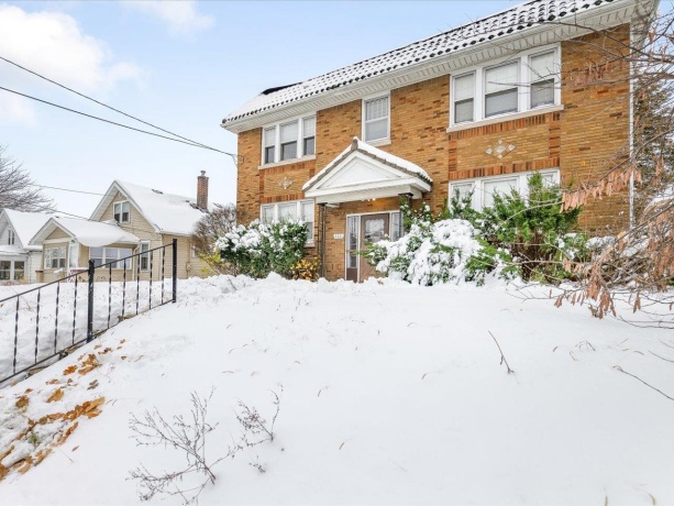 2321 Broadway, ROCKFORD, Illinois 61104, ,3 - 4 Units,For Sale,Broadway,202507376