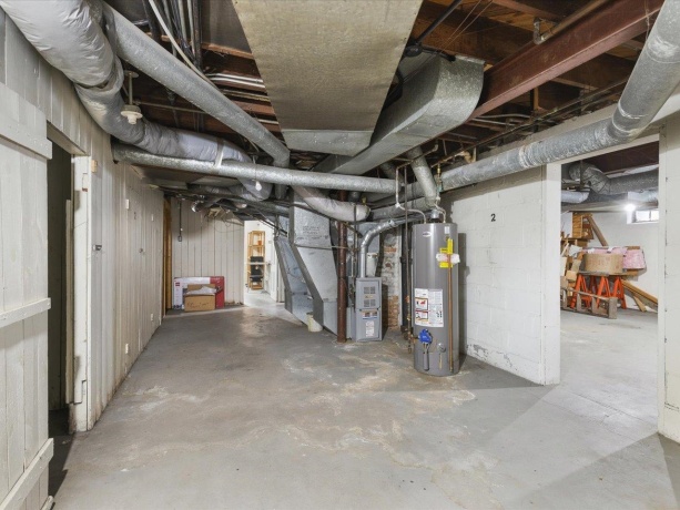 2321 Broadway, ROCKFORD, Illinois 61104, ,3 - 4 Units,For Sale,Broadway,202507376