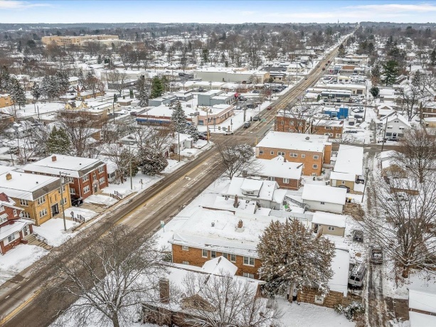 2321 Broadway, ROCKFORD, Illinois 61104, ,3 - 4 Units,For Sale,Broadway,202507376