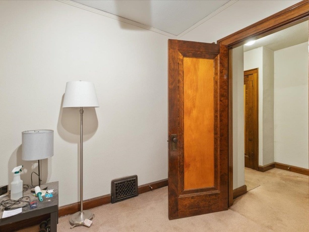 2321 Broadway, ROCKFORD, Illinois 61104, ,3 - 4 Units,For Sale,Broadway,202507376