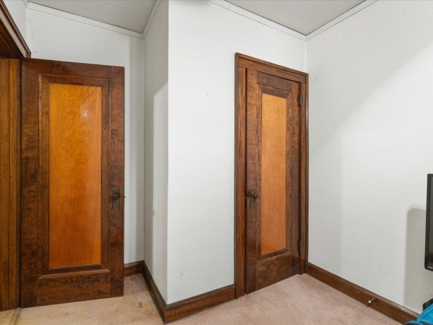 2321 Broadway, ROCKFORD, Illinois 61104, ,3 - 4 Units,For Sale,Broadway,202507376