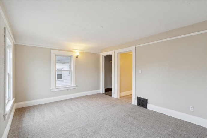 2226 8th, MONROE, Wisconsin 53566, 3 Bedrooms Bedrooms, ,1 BathroomBathrooms,House,For Sale,8th,202507199