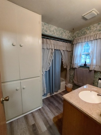 11090 Woodstock, GARDEN PRAIRIE, Illinois 61038, 4 Bedrooms Bedrooms, ,1 BathroomBathrooms,House,For Sale,Woodstock,202507377