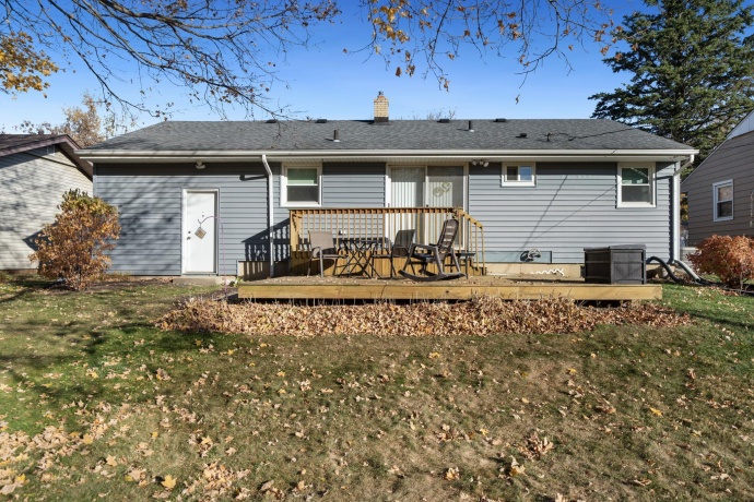 719 Blenheim, ROCKFORD, Illinois 61108, 2 Bedrooms Bedrooms, ,1 BathroomBathrooms,House,For Sale,Blenheim,202507386