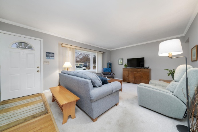 719 Blenheim, ROCKFORD, Illinois 61108, 2 Bedrooms Bedrooms, ,1 BathroomBathrooms,House,For Sale,Blenheim,202507386