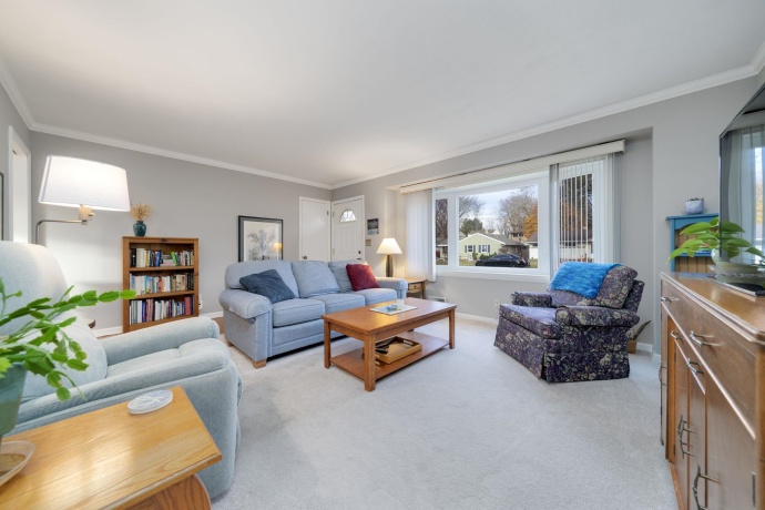 719 Blenheim, ROCKFORD, Illinois 61108, 2 Bedrooms Bedrooms, ,1 BathroomBathrooms,House,For Sale,Blenheim,202507386