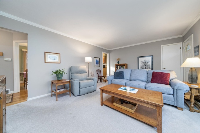 719 Blenheim, ROCKFORD, Illinois 61108, 2 Bedrooms Bedrooms, ,1 BathroomBathrooms,House,For Sale,Blenheim,202507386