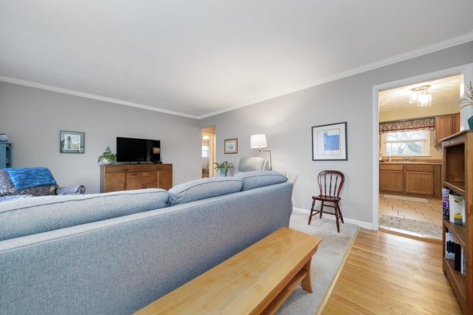 719 Blenheim, ROCKFORD, Illinois 61108, 2 Bedrooms Bedrooms, ,1 BathroomBathrooms,House,For Sale,Blenheim,202507386