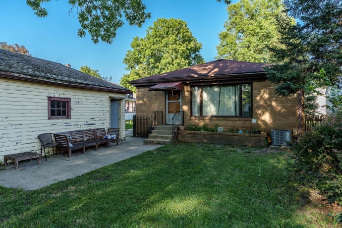 224 Rockford, ROCKFORD, Illinois 61107, 2 Bedrooms Bedrooms, ,1 BathroomBathrooms,House,For Sale,Rockford,202504487