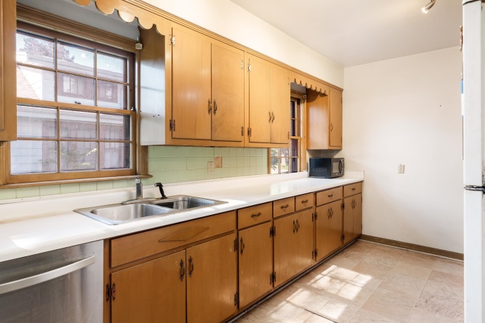 224 Rockford, ROCKFORD, Illinois 61107, 2 Bedrooms Bedrooms, ,1 BathroomBathrooms,House,For Sale,Rockford,202504487