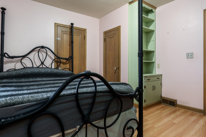 224 Rockford, ROCKFORD, Illinois 61107, 2 Bedrooms Bedrooms, ,1 BathroomBathrooms,House,For Sale,Rockford,202504487