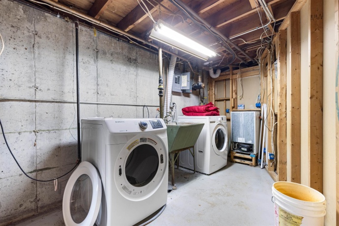 11807 Ventura, MACHESNEY PARK, Illinois 61115, 3 Bedrooms Bedrooms, ,1 BathroomBathrooms,House,For Sale,Ventura,202507389