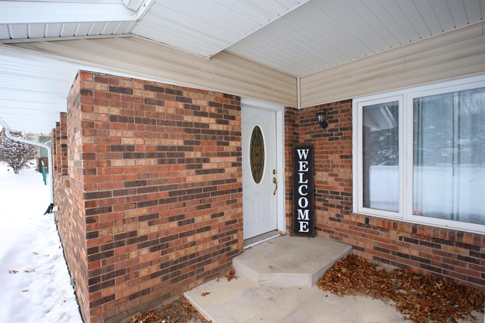 2914 Ware, ROCKFORD, Illinois 61114, 3 Bedrooms Bedrooms, ,2 BathroomsBathrooms,House,For Sale,Ware,202507390