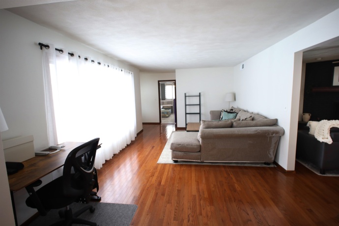 2914 Ware, ROCKFORD, Illinois 61114, 3 Bedrooms Bedrooms, ,2 BathroomsBathrooms,House,For Sale,Ware,202507390