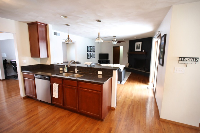 2914 Ware, ROCKFORD, Illinois 61114, 3 Bedrooms Bedrooms, ,2 BathroomsBathrooms,House,For Sale,Ware,202507390