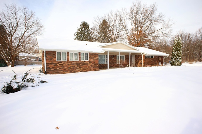2914 Ware, ROCKFORD, Illinois 61114, 3 Bedrooms Bedrooms, ,2 BathroomsBathrooms,House,For Sale,Ware,202507390