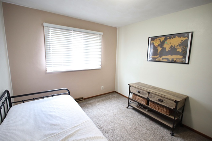 2914 Ware, ROCKFORD, Illinois 61114, 3 Bedrooms Bedrooms, ,2 BathroomsBathrooms,House,For Sale,Ware,202507390