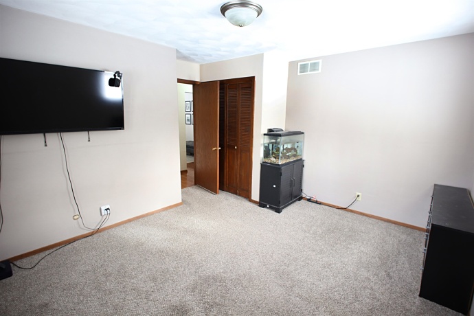 2914 Ware, ROCKFORD, Illinois 61114, 3 Bedrooms Bedrooms, ,2 BathroomsBathrooms,House,For Sale,Ware,202507390