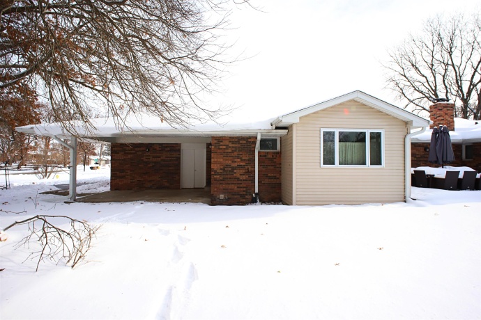 2914 Ware, ROCKFORD, Illinois 61114, 3 Bedrooms Bedrooms, ,2 BathroomsBathrooms,House,For Sale,Ware,202507390