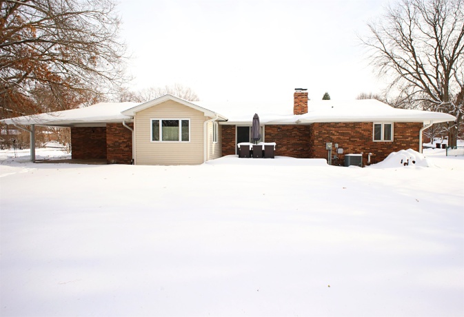 2914 Ware, ROCKFORD, Illinois 61114, 3 Bedrooms Bedrooms, ,2 BathroomsBathrooms,House,For Sale,Ware,202507390