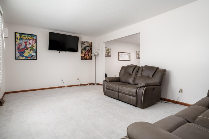 9336 Old Towne, ROSCOE, Illinois 61073, 4 Bedrooms Bedrooms, ,2 BathroomsBathrooms,House,For Sale,Old Towne,202507391