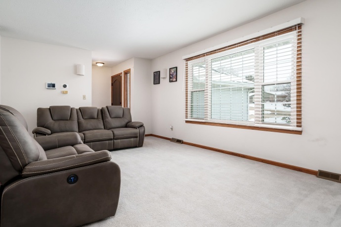 9336 Old Towne, ROSCOE, Illinois 61073, 4 Bedrooms Bedrooms, ,2 BathroomsBathrooms,House,For Sale,Old Towne,202507391